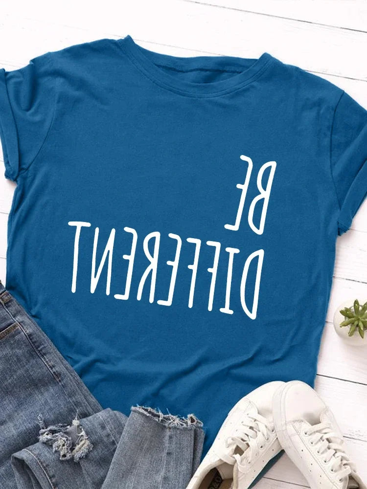 Be Different Print T-Shirt