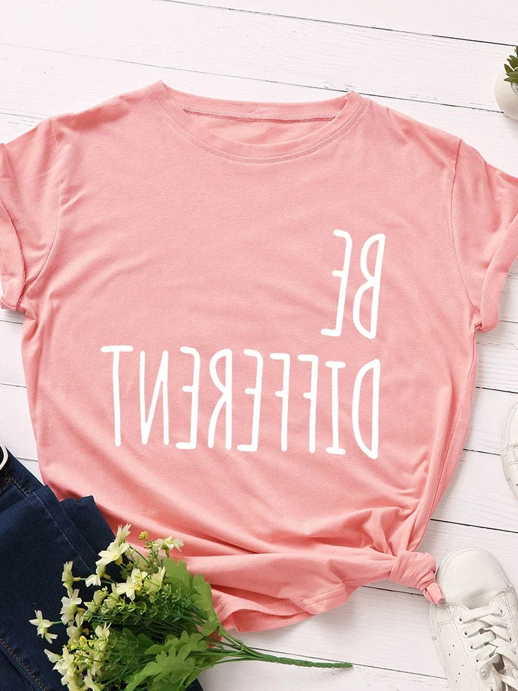 Be Different Print T-Shirt