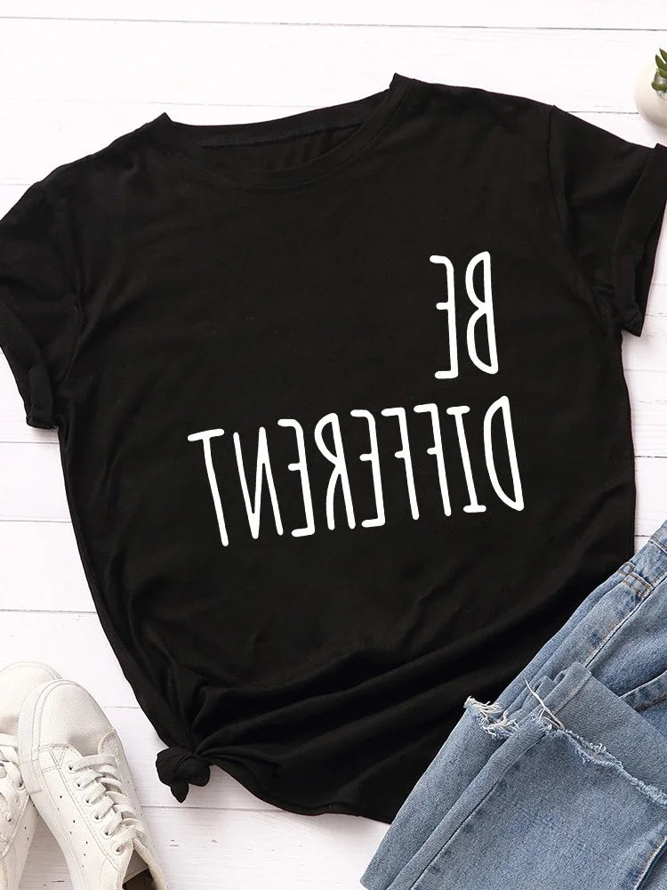 Be Different Print T-Shirt