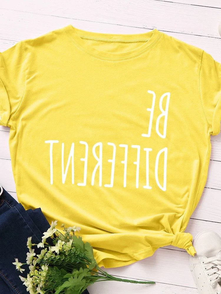 Be Different Print T-Shirt